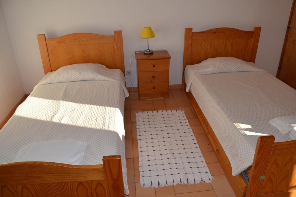 Hi Alcoutim - Pousada De Juventude Habitación foto