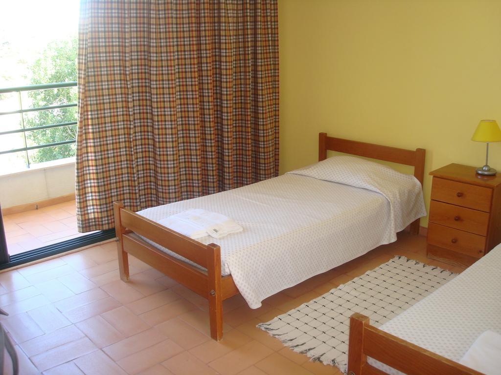 Hi Alcoutim - Pousada De Juventude Habitación foto